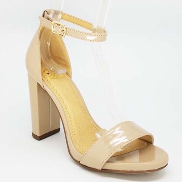 ✅ Basic Nude Patent leather HEEL w/ ankle strap ✅ - Picture 2 of 4